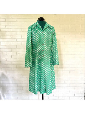 Vintage 60s/70s long sleeved polka dot midi dress.